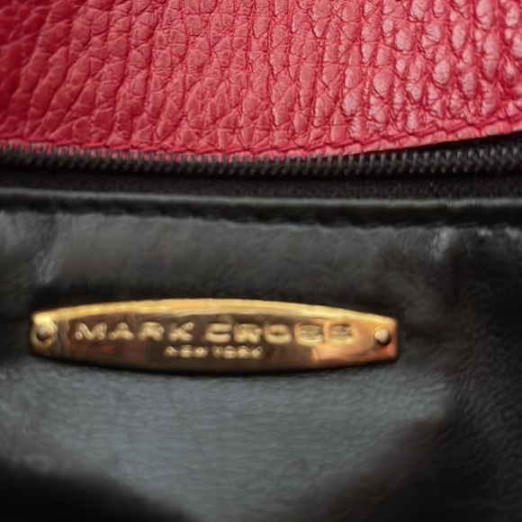 Mark Cross leather pebbled, leather flap shoulder bag. - Picture 5 of 7